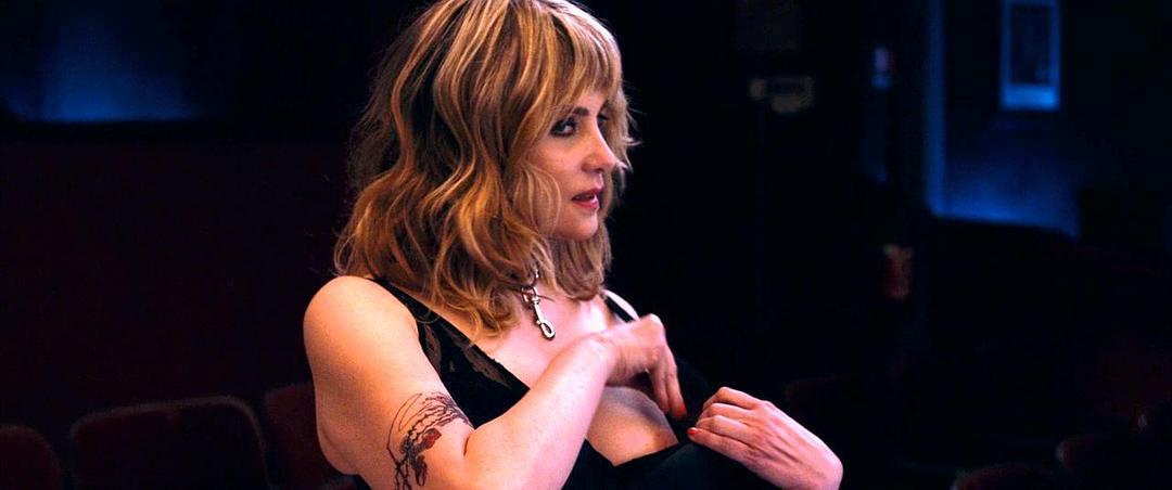 《穿裘皮的维纳斯》剧照第52张图片