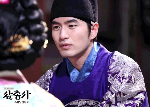 《三剑客》剧照第35张图片