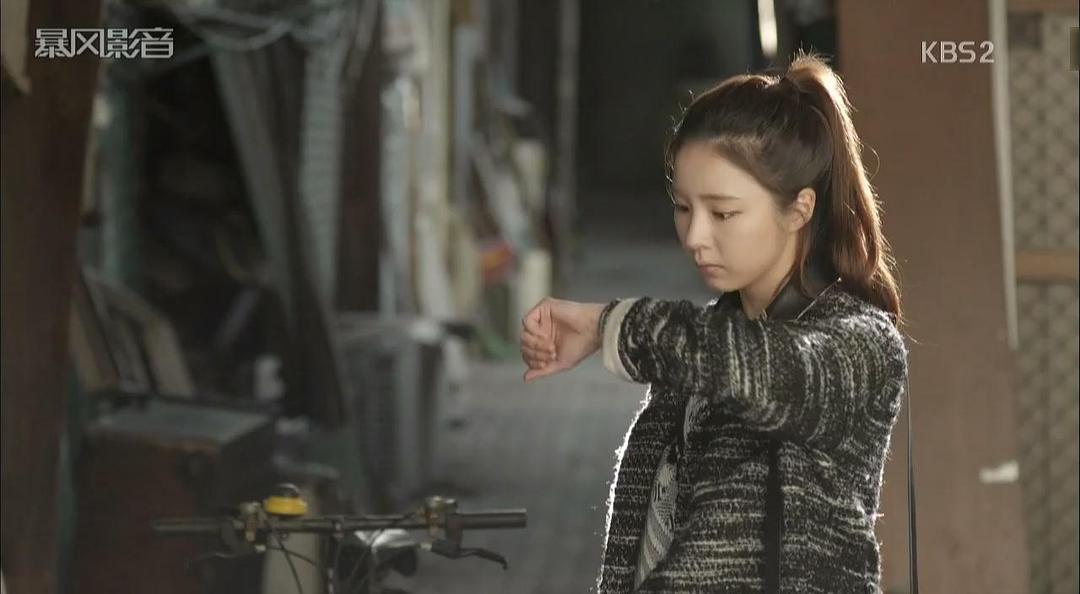 《钢铁人》剧照第29张图片