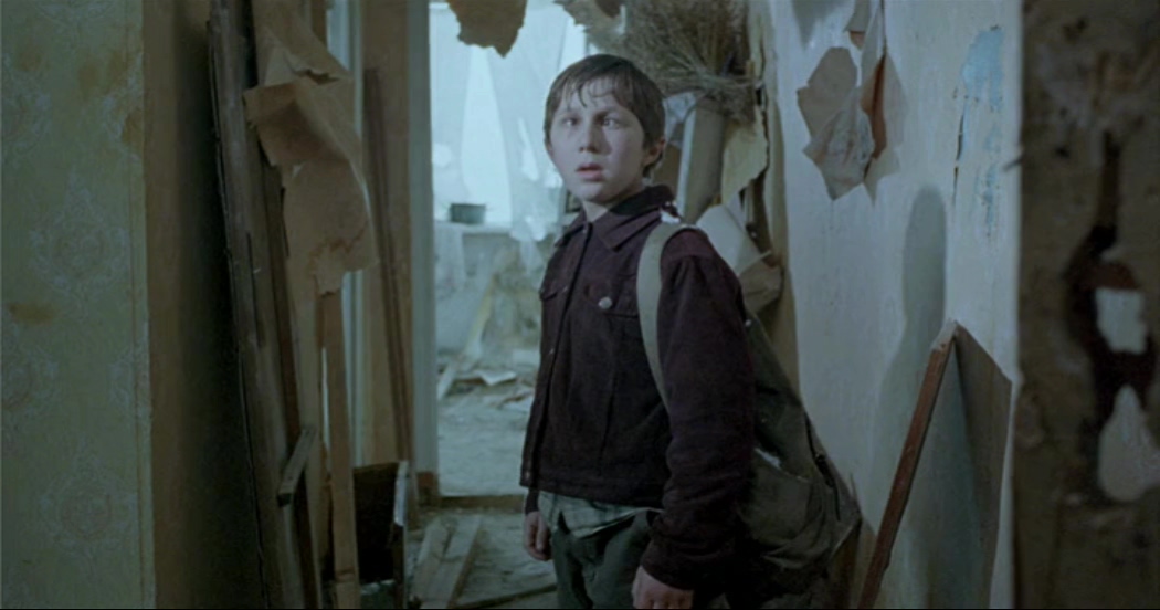 《岸的另一边》剧照第30张图片