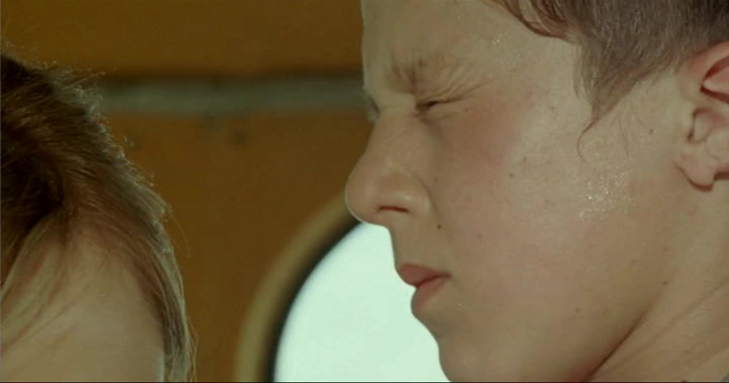 《岸的另一边》剧照第24张图片