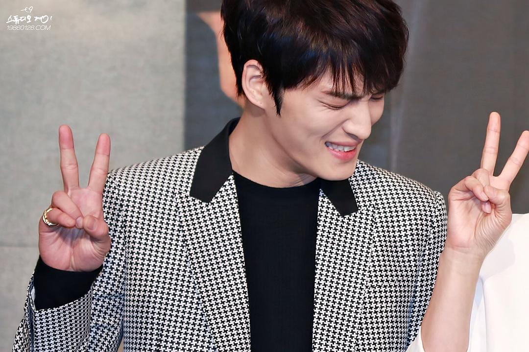 《间谍》剧照第34张图片