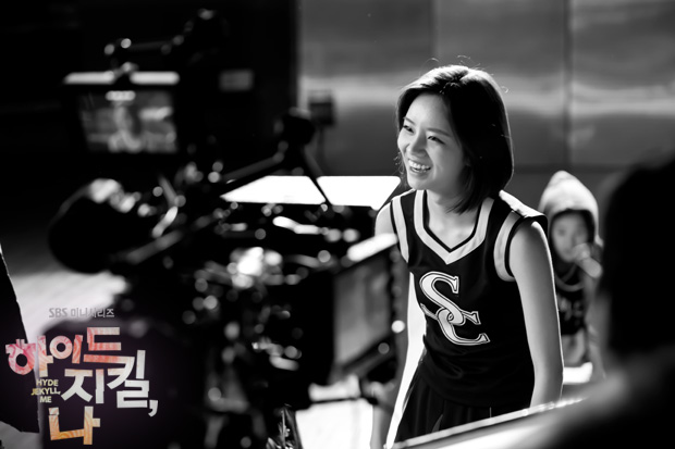 《海德、哲基尔与我》剧照第42张图片