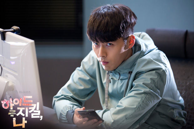 《海德、哲基尔与我》剧照第25张图片