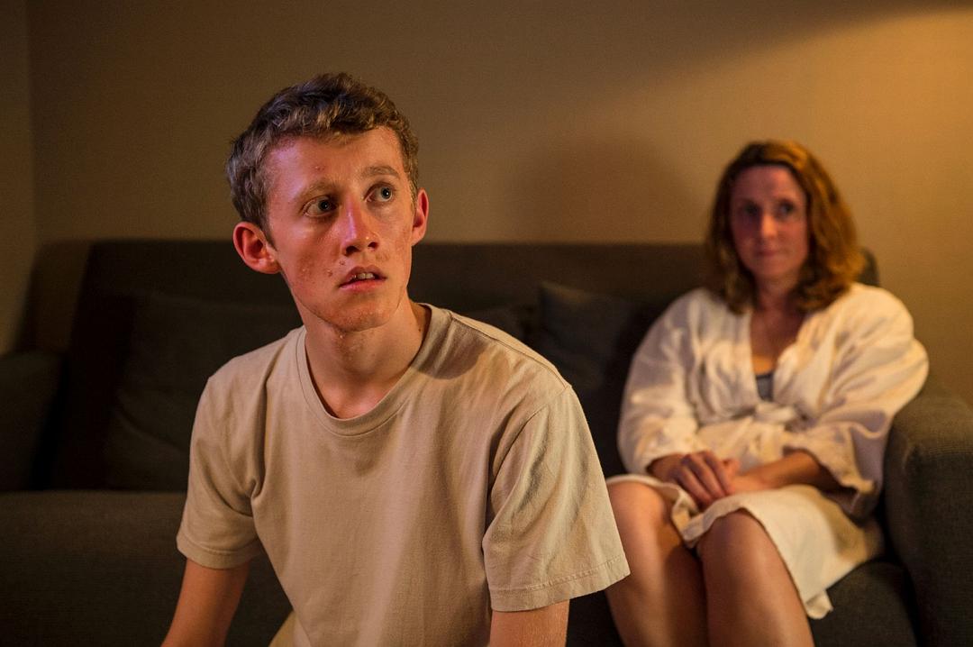 《偶发空缺》剧照第14张图片