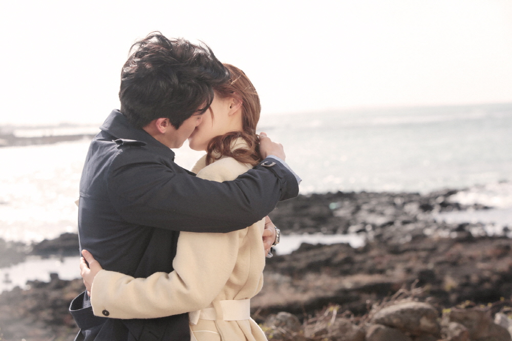 《传说的魔女》剧照