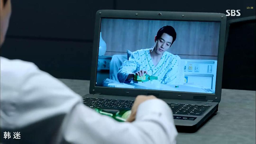 《重击》剧照第19张图片