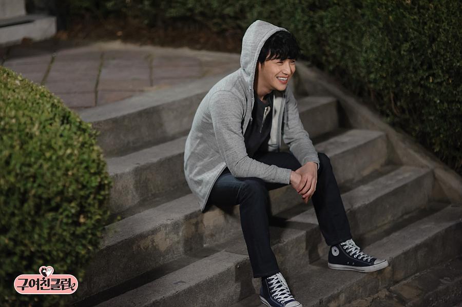 《前女友俱乐部》海报第29张图片