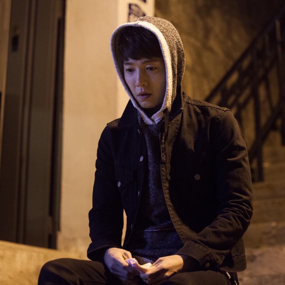 《陷入纯情》剧照第49张图片