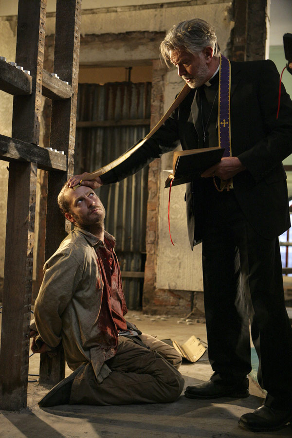 《灵显》剧照第12张图片