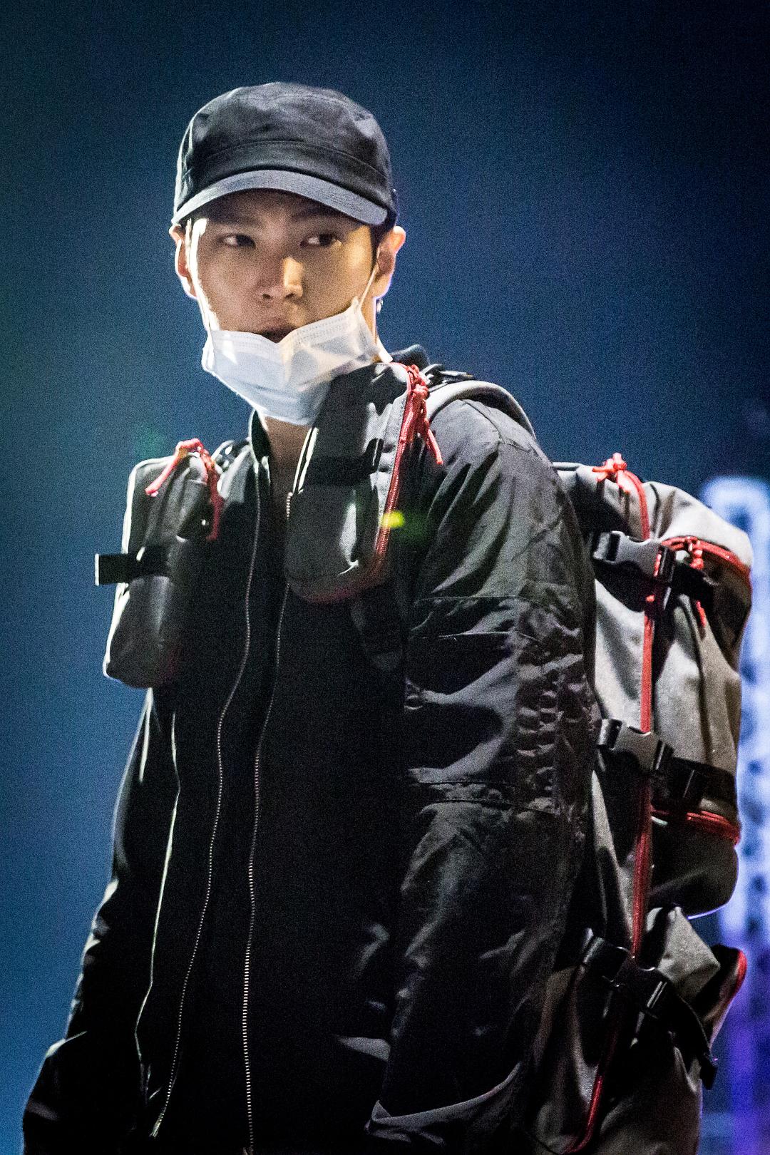 《龙八》海报第36张图片