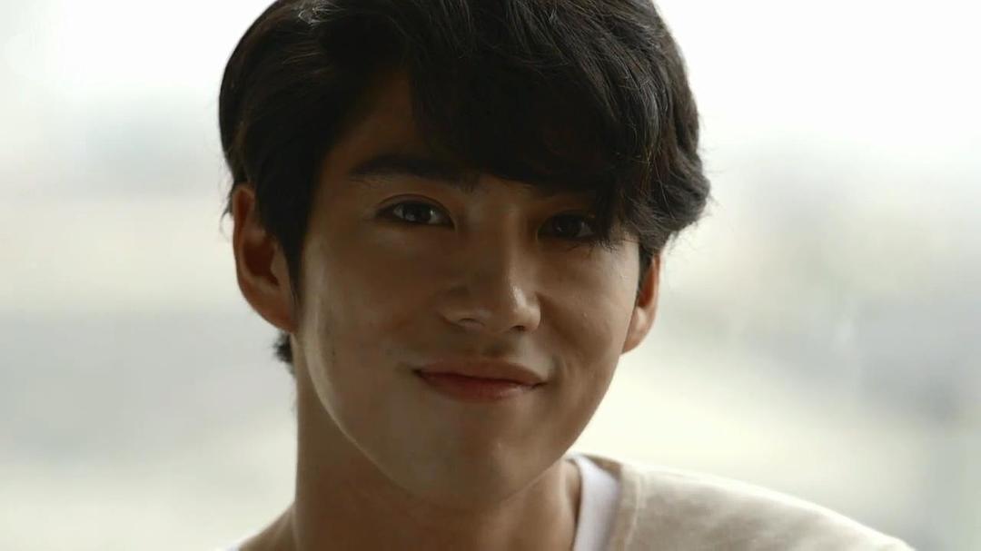 《秘密讯息》剧照第38张图片