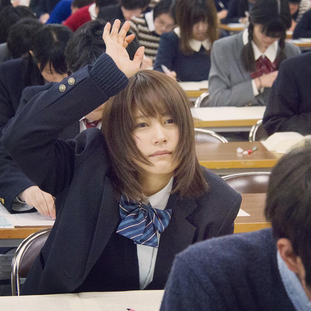 《垫底辣妹》剧照