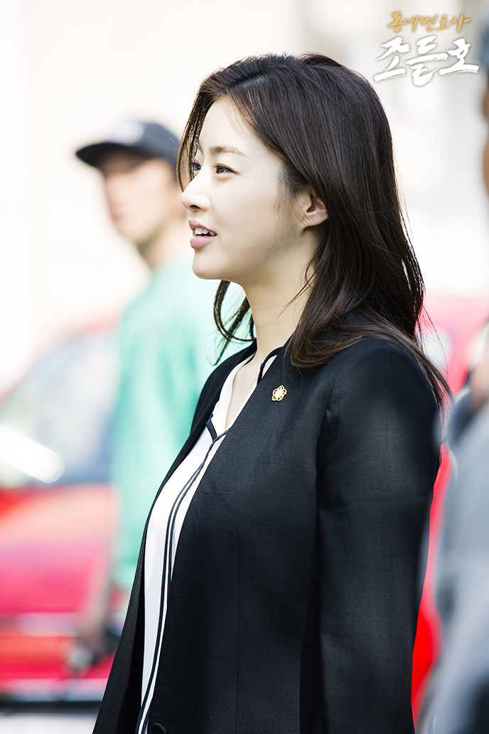 《邻家律师赵德浩》剧照第13张图片