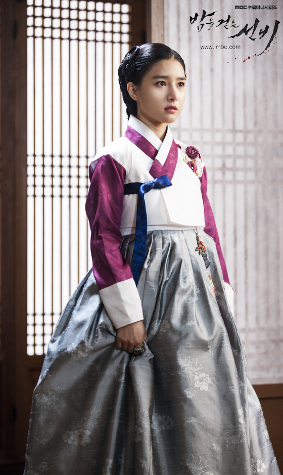 《夜行书生》剧照