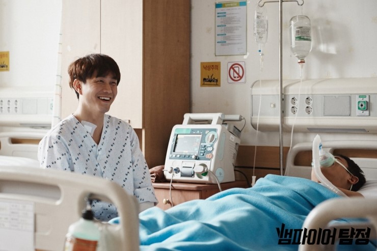 《吸血鬼侦探》剧照第57张图片