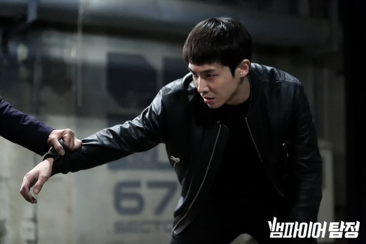 《吸血鬼侦探》剧照第17张图片