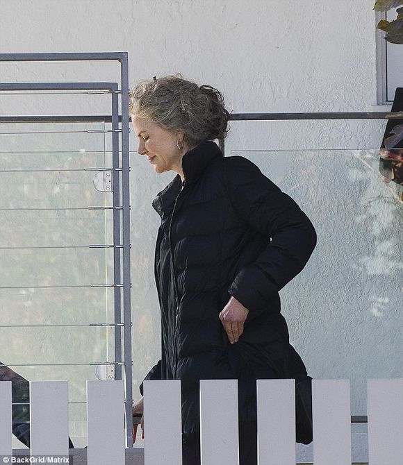 《谜湖之巅第二季》海报第45张图片