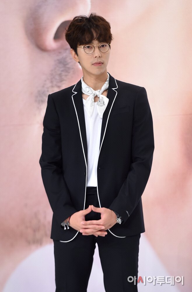 《美丽心灵》剧照第17张图片