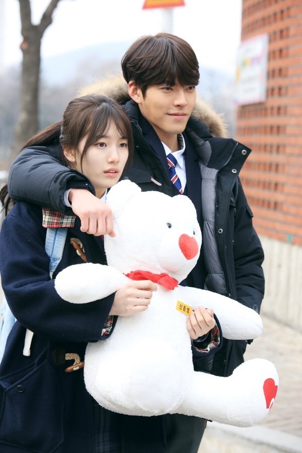 《任意依恋》剧照第31张图片