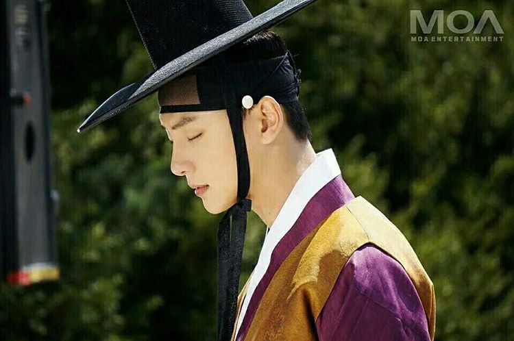 《魔女宝鉴》剧照第52张图片