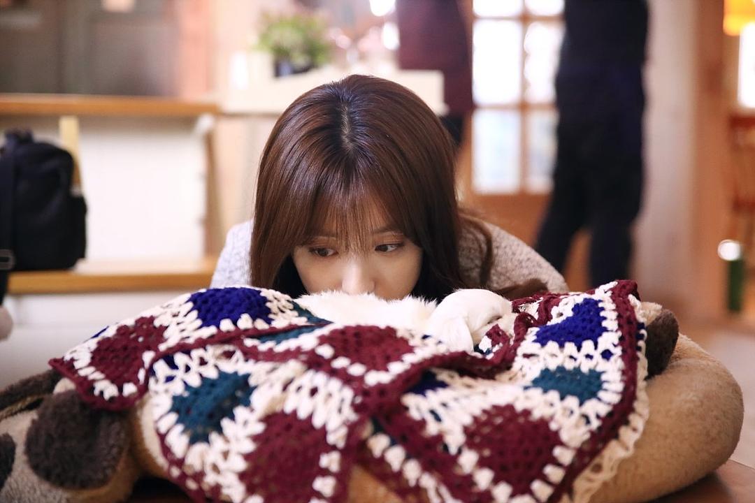 《W-两个世界》剧照第9张图片