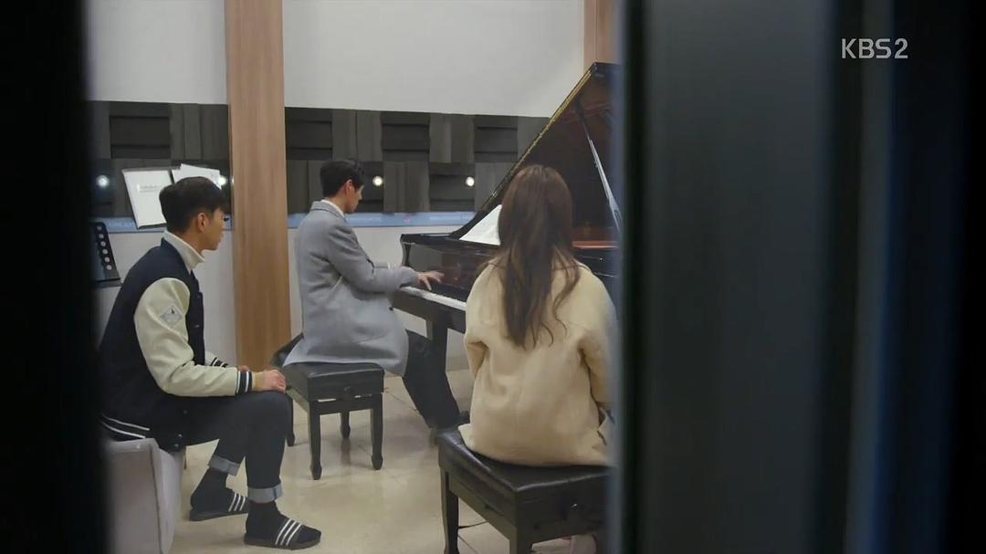 《PageTurner》剧照