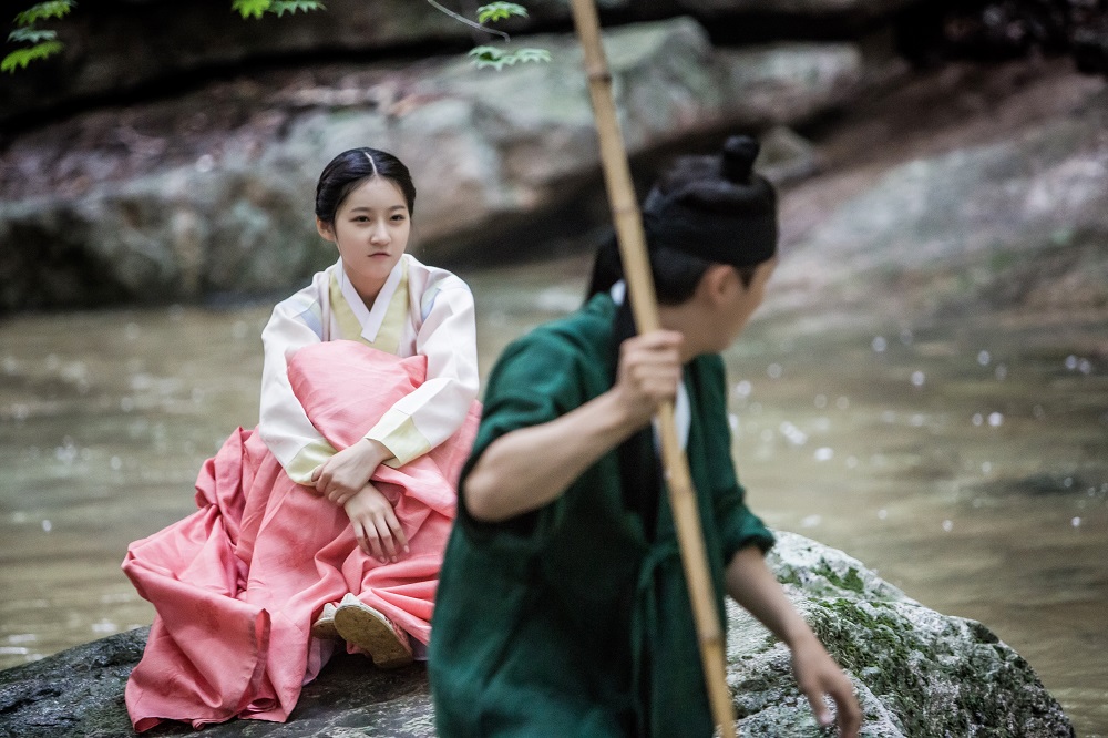 《魔女宝鉴》剧照第21张图片