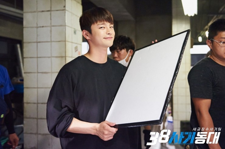 《38师机动队》剧照第52张图片