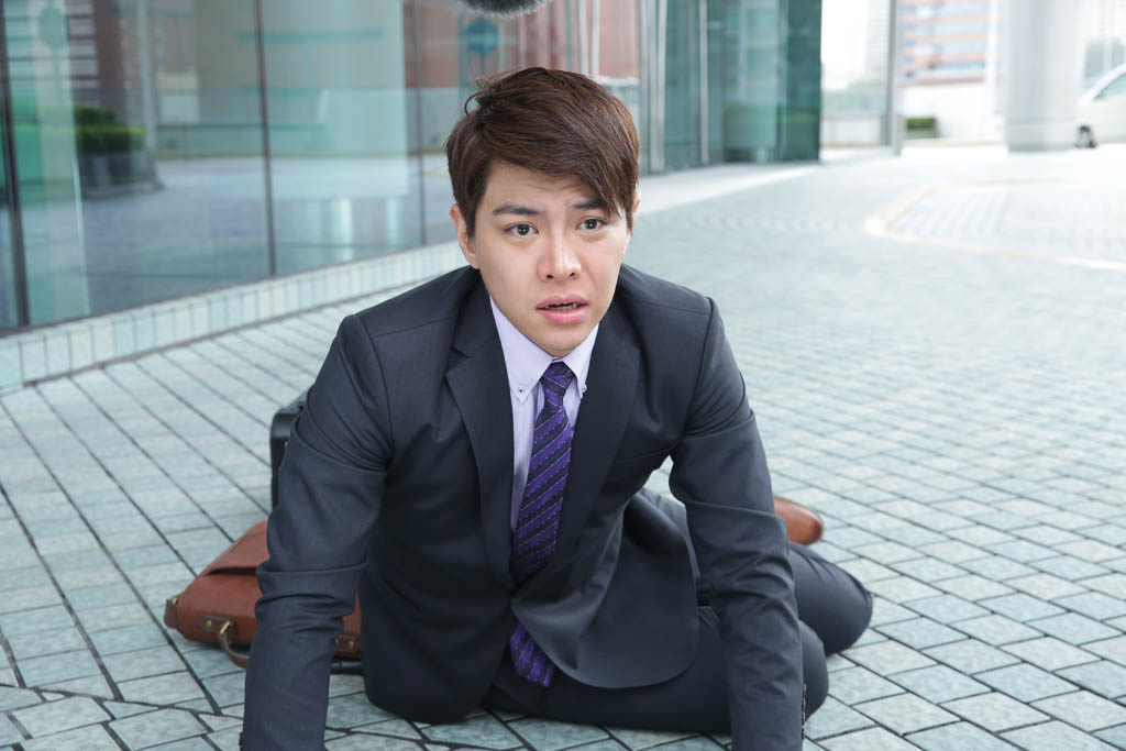 《完美叛侣》剧照第12张图片