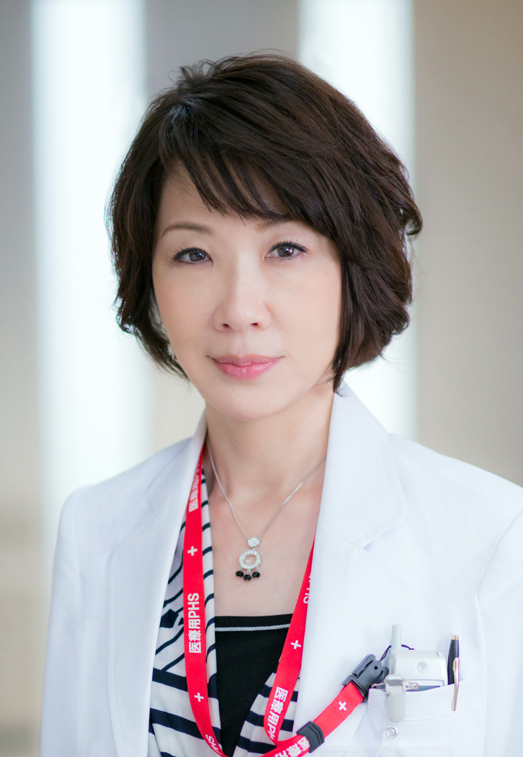 《医疗小组：达芬奇女士的诊断》海报第35张图片