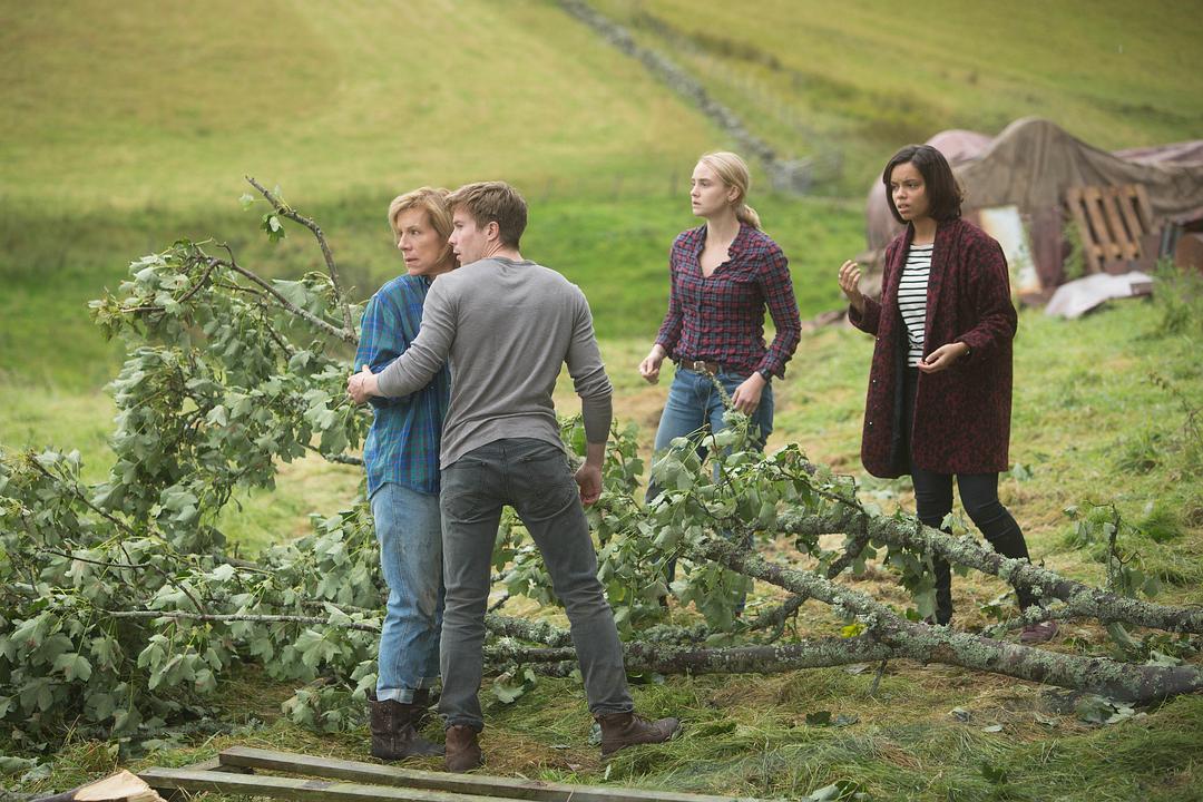 《谁是凶手》海报第9张图片