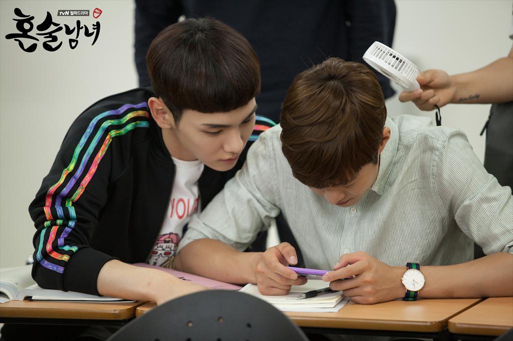 《独酌男女》剧照第18张图片