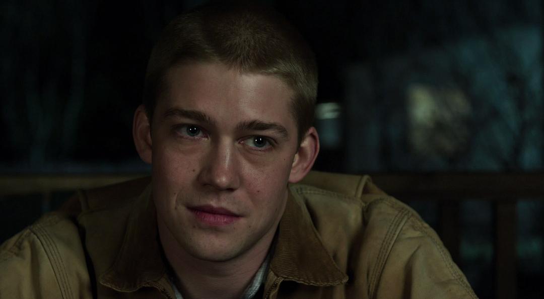 《比利·林恩的中场战事》海报第50张图片