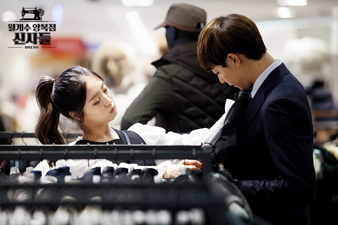 《月桂树西装店的绅士们》剧照第20张图片