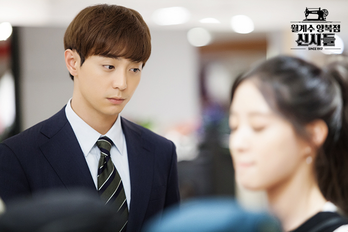 《月桂树西装店的绅士们》剧照第17张图片