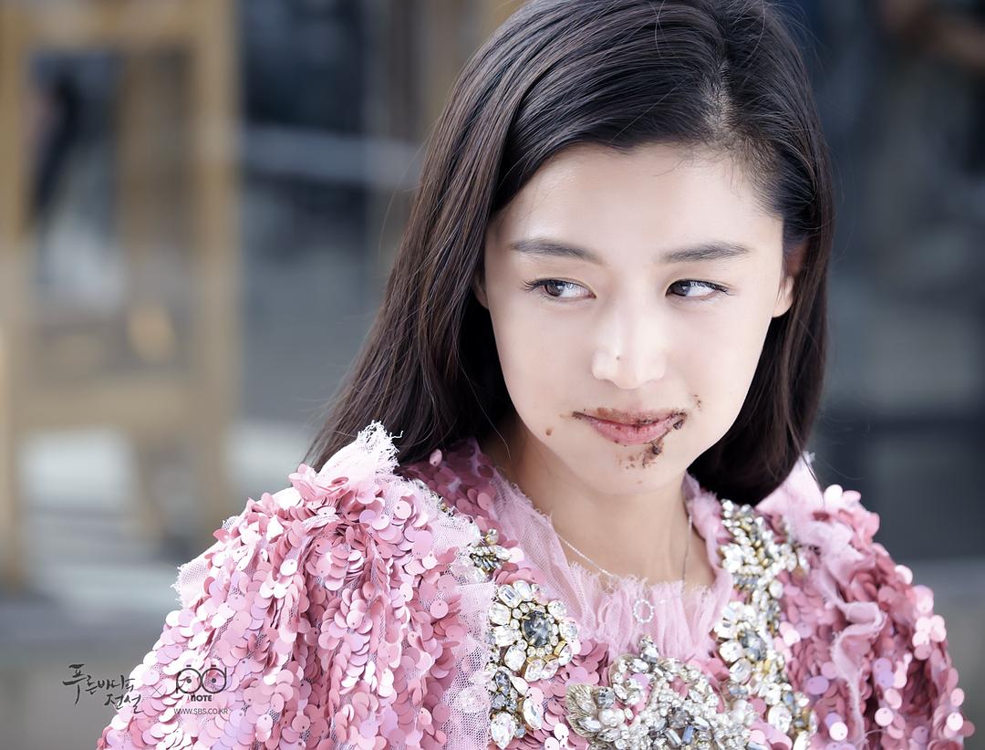 《蓝色大海的传说》剧照第52张图片