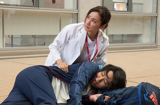 《医疗小组：达芬奇女士的诊断》剧照