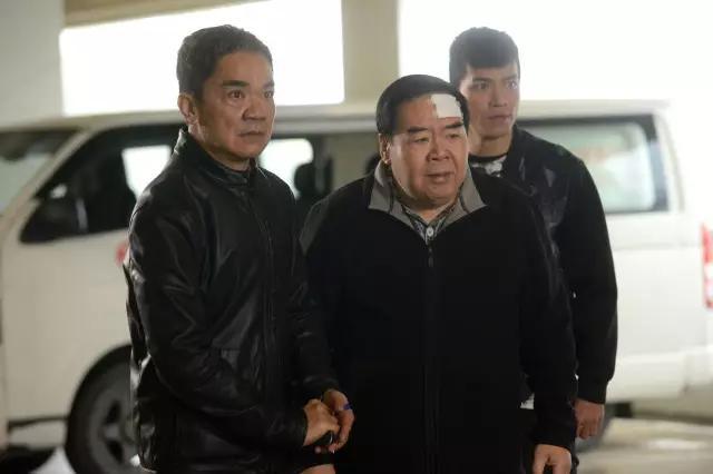 《火线下的江湖大佬》剧照