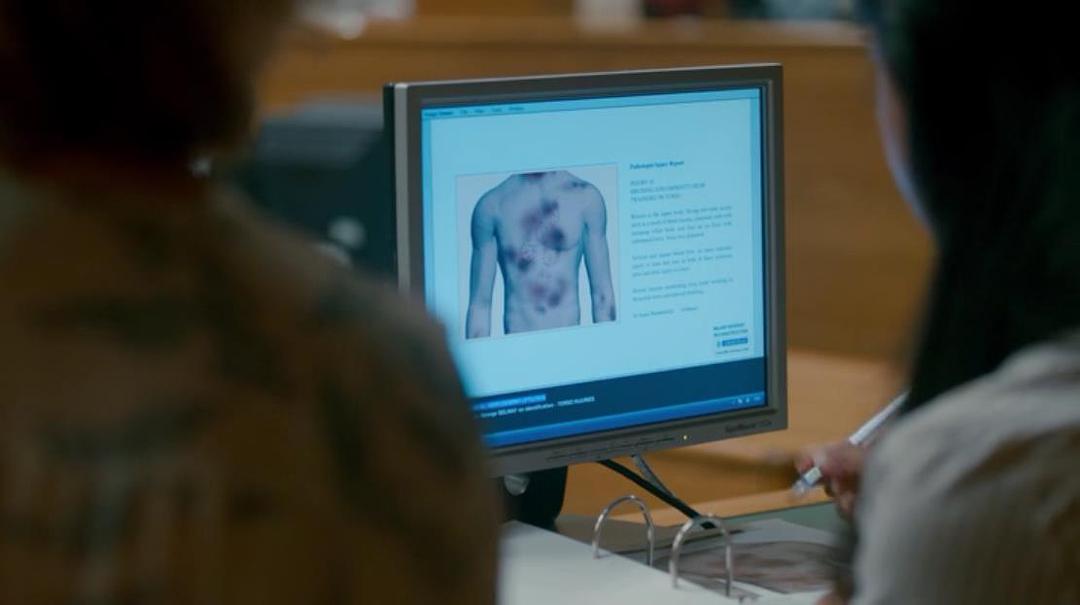 EP03现在的陪审团装...