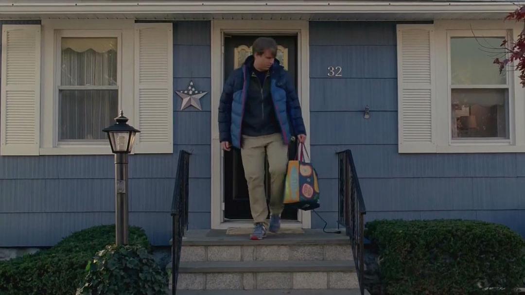 《崩溃人生第一季》海报第20张图片