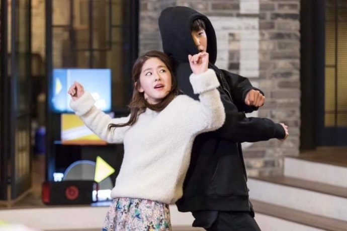 《内向的老板》剧照第57张图片