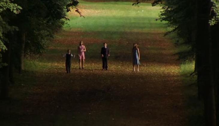 《完美的陌生人》剧照