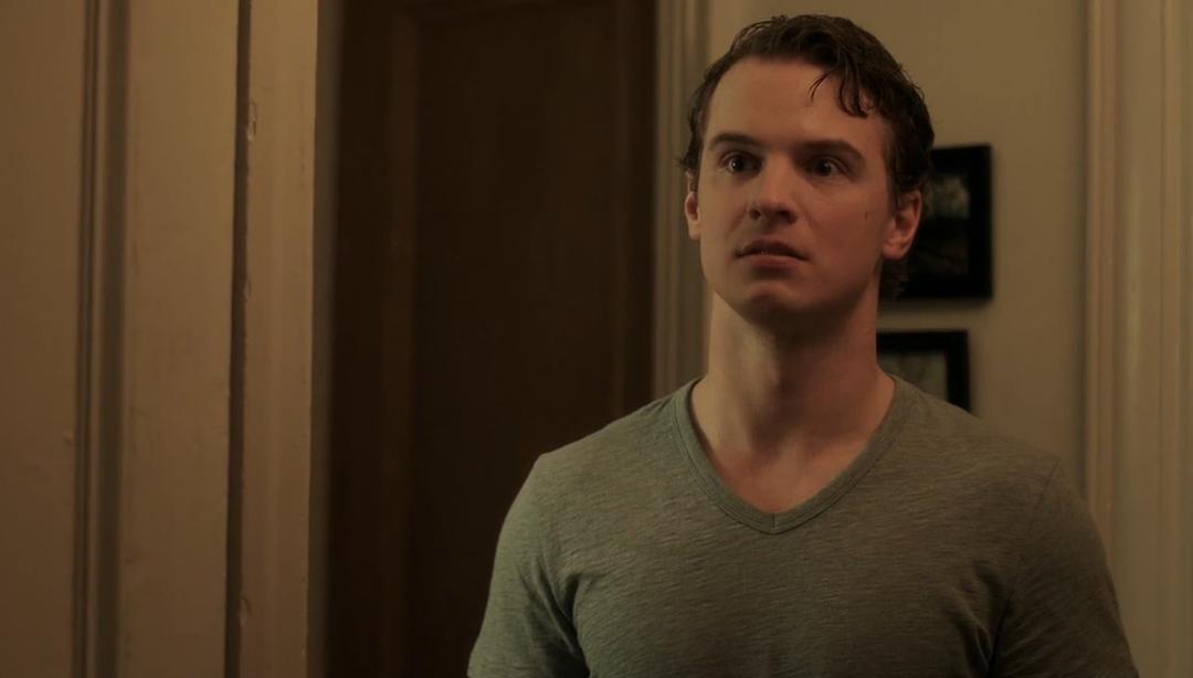 刮完胡子变成了另外种...