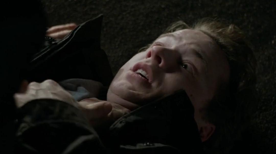 小白兔受到了攻击，并...