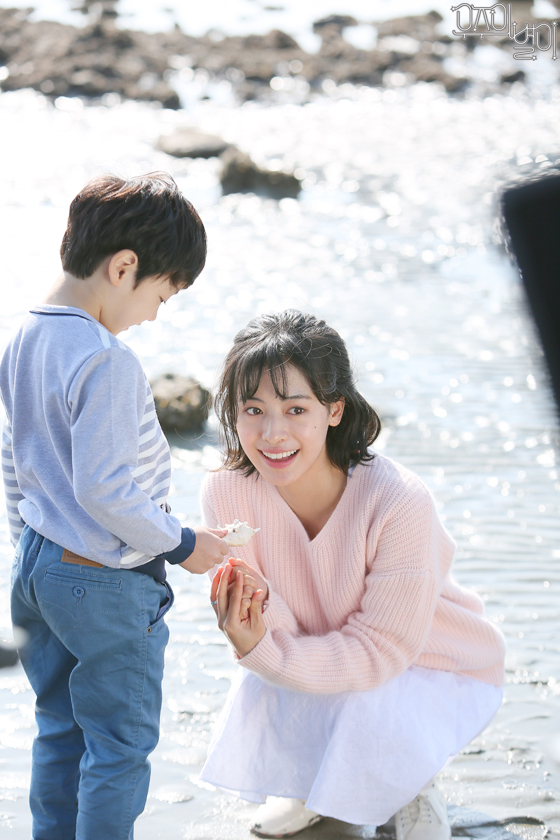 《三色幻想：宇宙之星》海报第14张图片