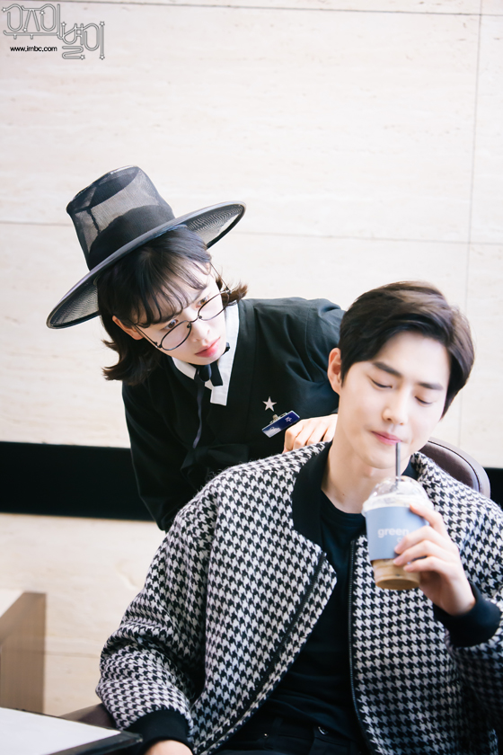 《三色幻想：宇宙之星》海报第19张图片