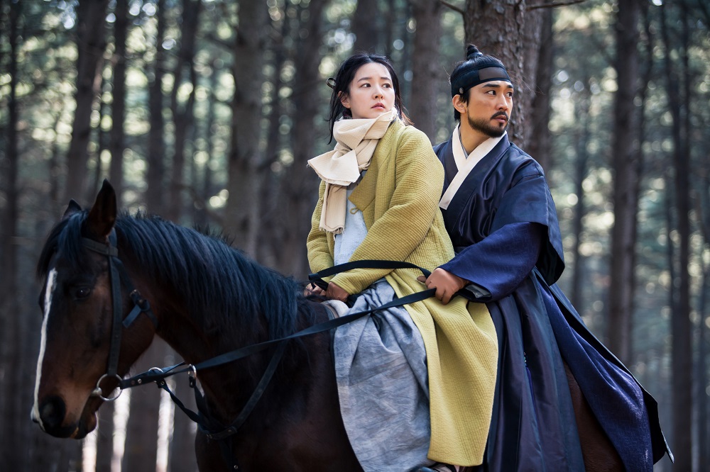 《师任堂：光的日记》剧照