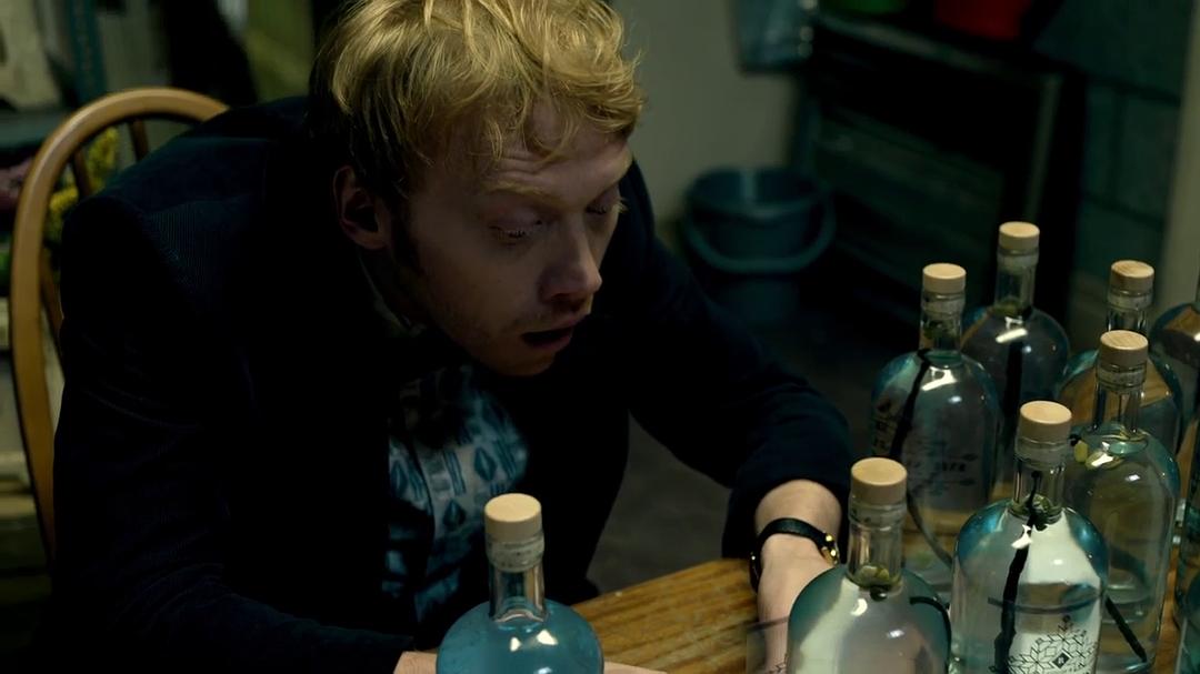 《偷拐抢骗第一季》剧照第42张图片