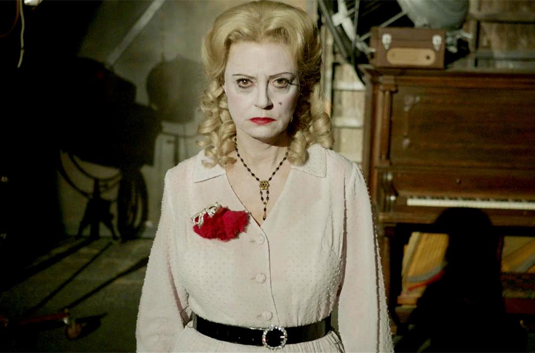 《宿敌：贝蒂和琼第一季》剧照第11张图片